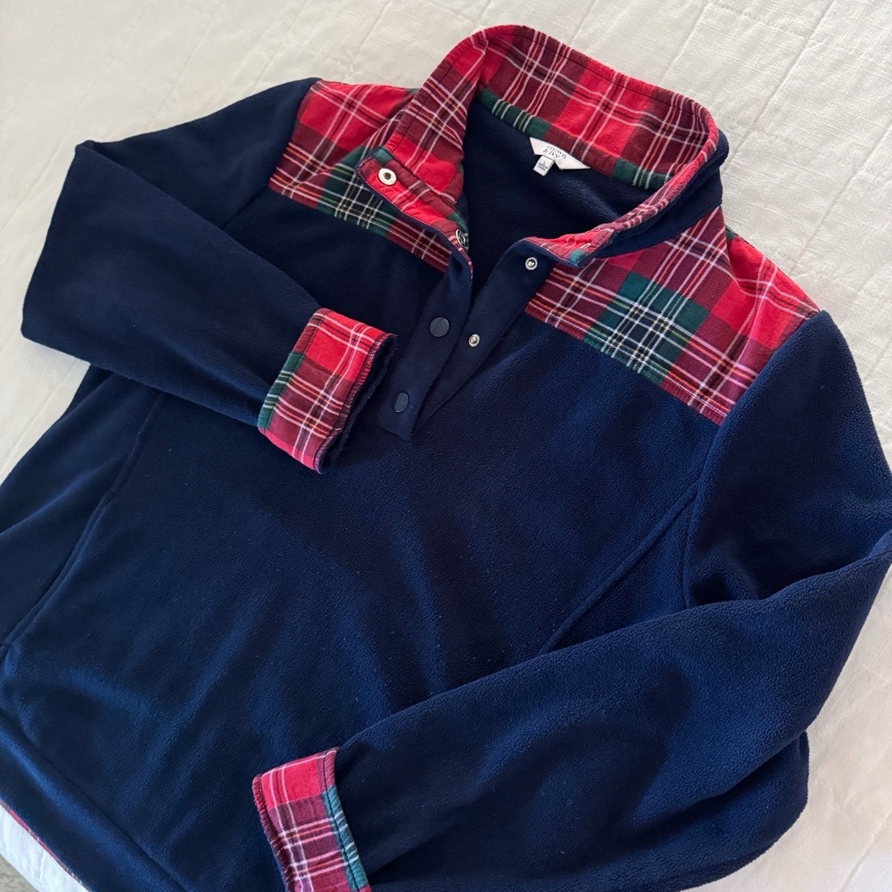 Crown & Ivy 1/4 Snap Fleece Pullover‎ LARGE Navy Red Tartan Plaid Holidays